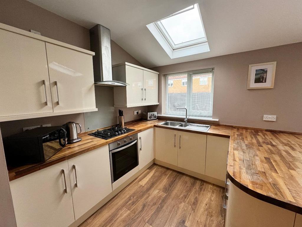 Open plan kitchen/dining/family room