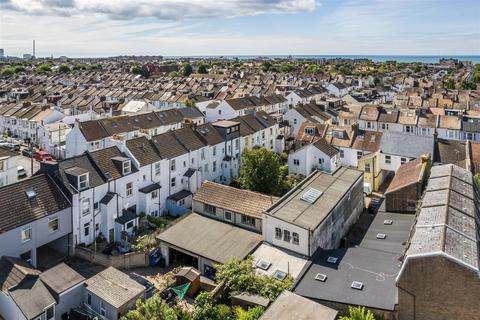 Terraced house for sale, Montgomery Street, Hove