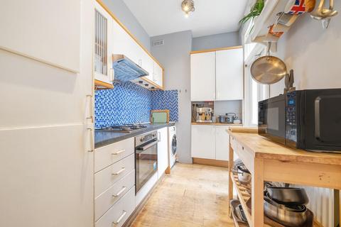 2 bedroom flat for sale, Beechdale Road, SW2