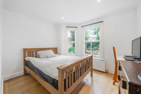 2 bedroom flat for sale, Beechdale Road, SW2