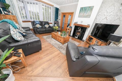 3 bedroom detached bungalow for sale, Peploe Drive, Glenrothes