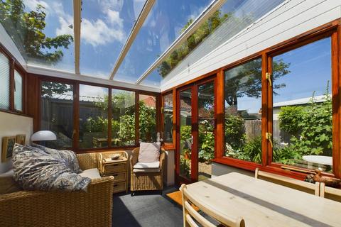 7 Beach Close, Overstrand, Cromer, NR27 0PJ