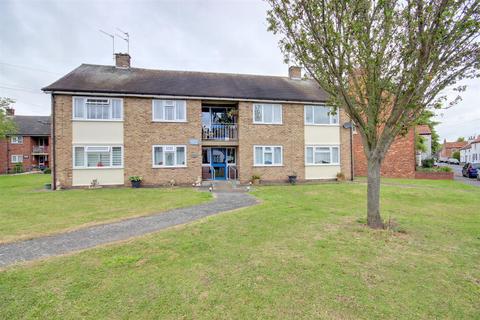 1 bedroom apartment for sale, Crescent Street, Cottingham