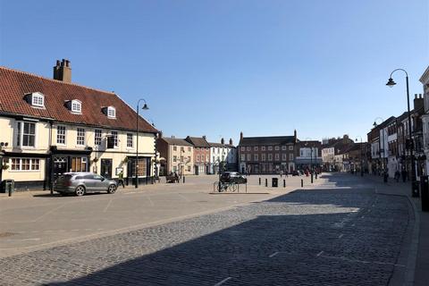 undefined, Saturday Market Place/Lairgate, Beverley