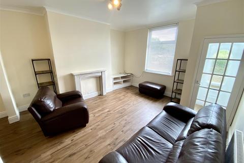 2 bedroom terraced house to rent, Park View, Langley Moor, Durham