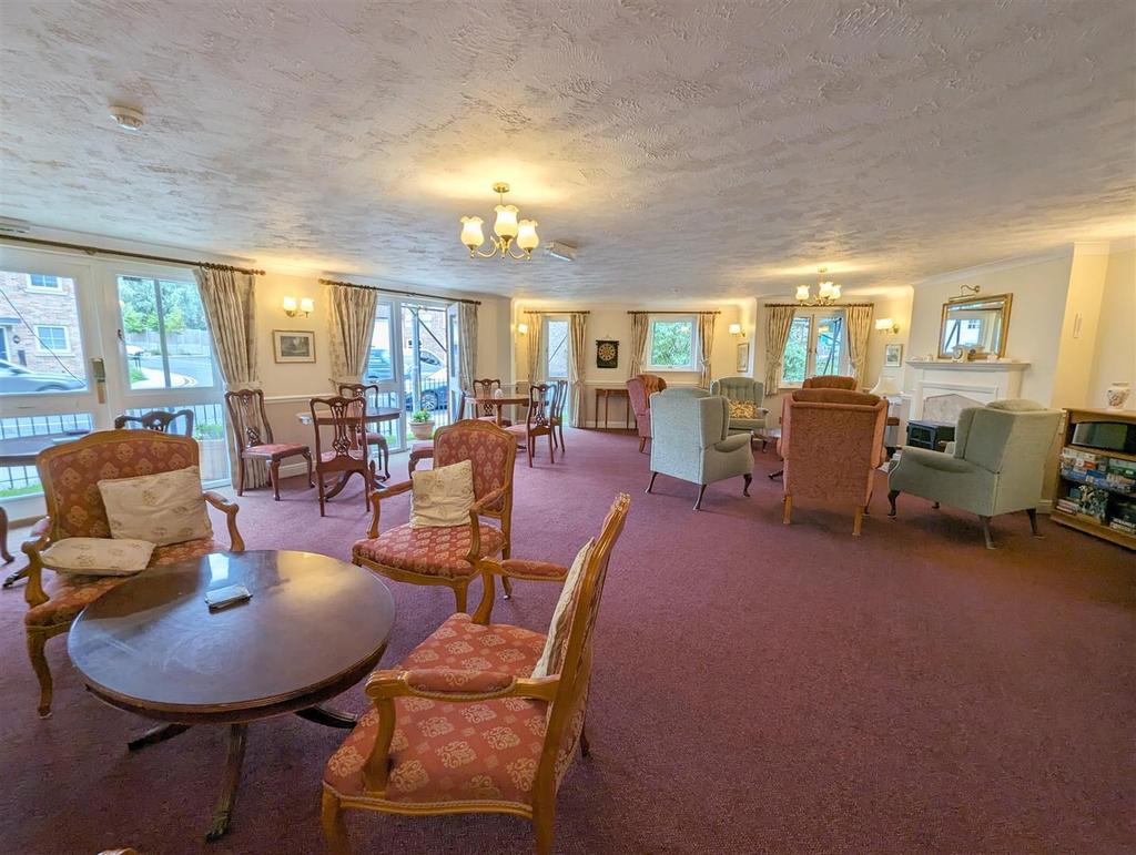 Communal Lounge