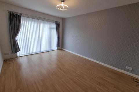 2 bedroom flat to rent, Bowmont Walk, Chester Le Street