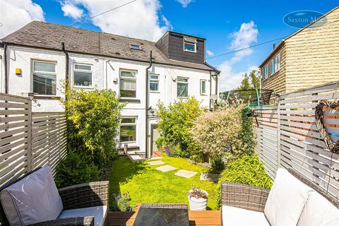 150 Fox Hill Road, Sheffield, S6 1HD