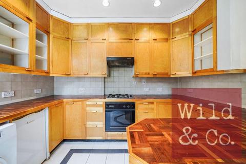 27 Gunton Road, London, E5 9JT