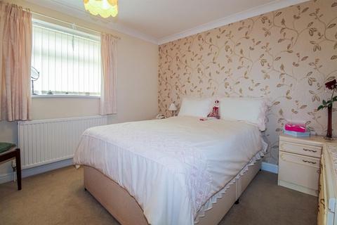 2 bedroom apartment for sale, Horbury Mews, Wakefield WF4