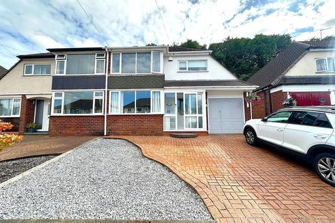 3 bedroom semi-detached house to rent, Sherbourne Road, Cradley Heath