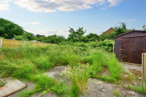 3 bedroom semi-detached house for sale, Camborne Drive, Nottingham