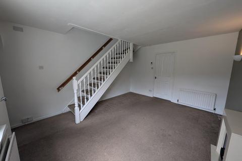 2 bedroom house to rent, Chelford Close, Hadrian Park