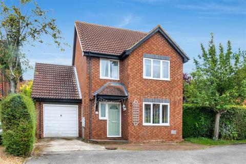 4 bedroom detached house for sale, Jenkins Close, Shenley Church End, Mitlon Keynes