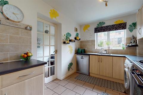 15 Jenkins Close, Shenley Church End, Milton Keynes, MK5 6HX