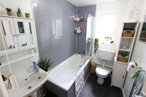 119 Danbury Crescent, South Ockendon, RM15 5XA