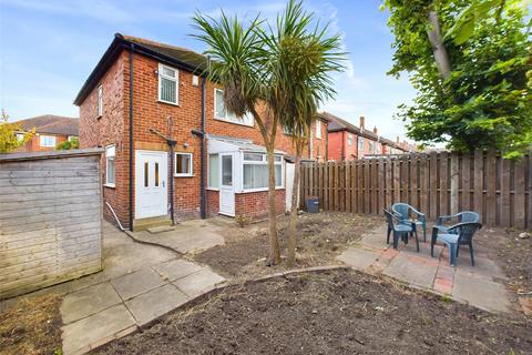 3 bedroom semi-detached house for sale, St. James Gardens, Doncaster, South Yorkshire, DN4