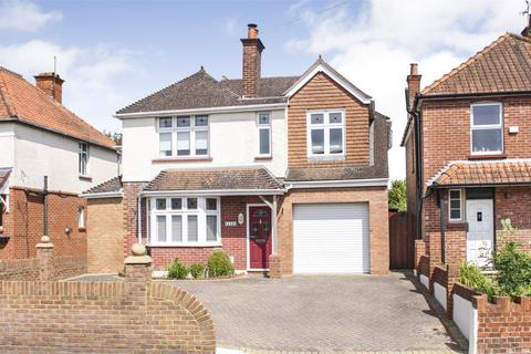 4 bedroom detached house for sale, Cove Road, Hampshire GU14