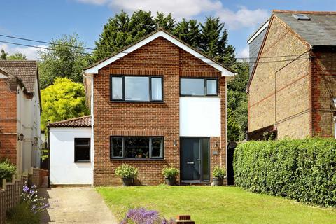 3 bedroom detached house for sale, Boundary Road, Wooburn Green, High Wycombe, HP10