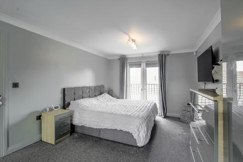 23 Biddlesden Road, Yeovil, BA21 3UX