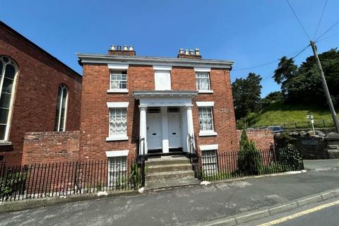 6 bedroom cottage for sale, Chapel Street, Oswestry SY11