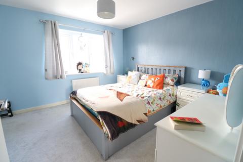 29 Rowan Tree Road, Oldham, OL8 3LG