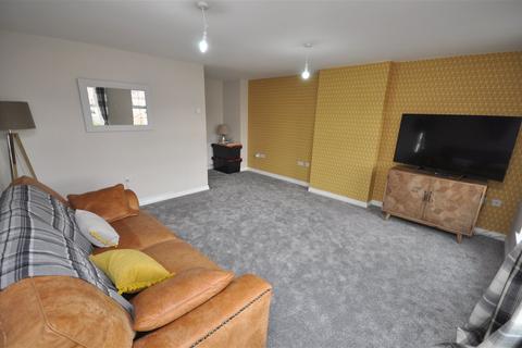39 Inchburn Crescent, Penistone, Sheffield, S36 6FE