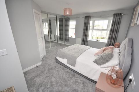 39 Inchburn Crescent, Penistone, Sheffield, S36 6FE