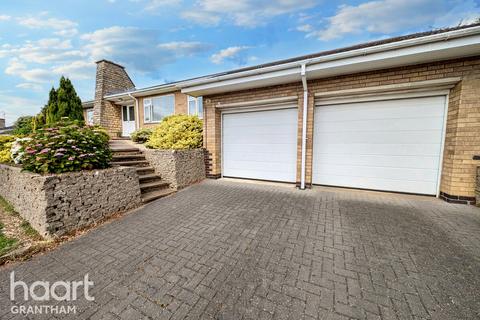 3 bedroom detached bungalow for sale, Hillside Drive, Grantham