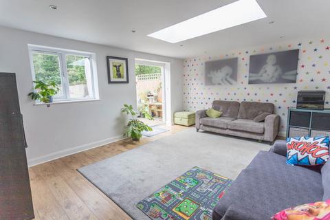68 Carroll Crescent, Ascot, SL5 9EH