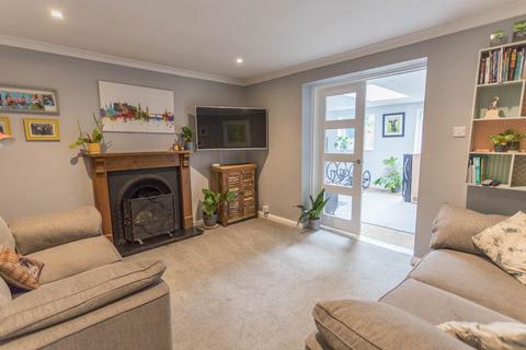 68 Carroll Crescent, Ascot, SL5 9EH