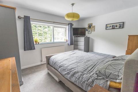68 Carroll Crescent, Ascot, SL5 9EH