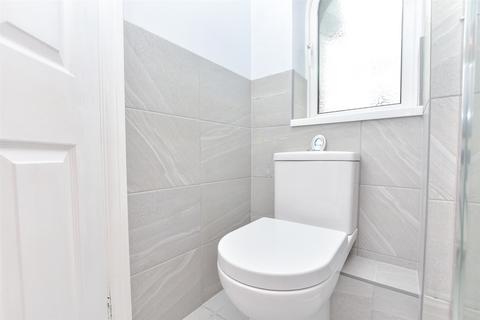 54 Abinger Drive, Redhill, RH1 6SY