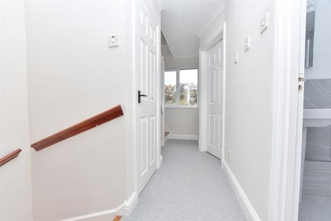 54 Abinger Drive, Redhill, RH1 6SY
