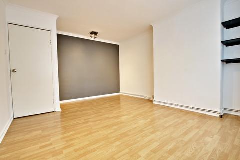 3 bedroom apartment to rent, Martins Road, Bromley BR2