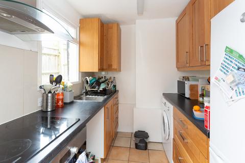 2 bedroom terraced house to rent, Ebury Road, Watford, Hertfordshire, WD17