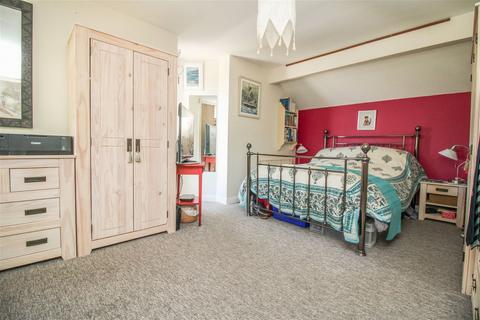 43a Nore Road, Portishead, Bristol, BS20 6JY