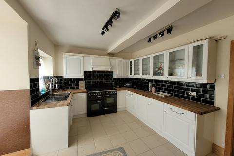 4 bedroom detached house for sale, 22 Keighley Road, HX2 8AL