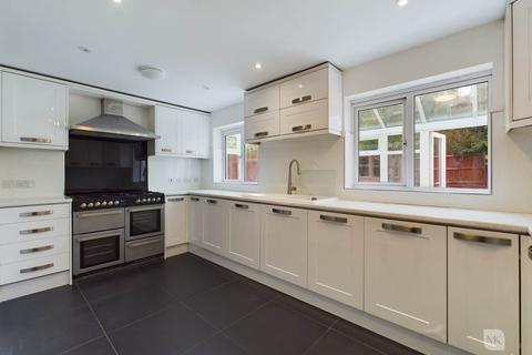 4 bedroom detached house for sale, Cottesbrooke Gardens, Northampton NN4