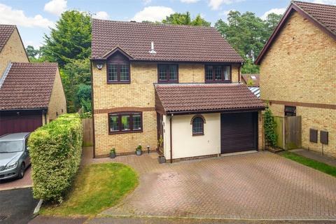 Crowthorne - 4 bedroom detached house for sale