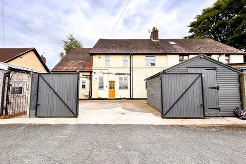 5 bedroom semi-detached house for sale, Orb Lane , DN15