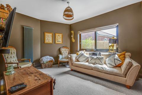 73 School Road, Ashford, TW15 2BS
