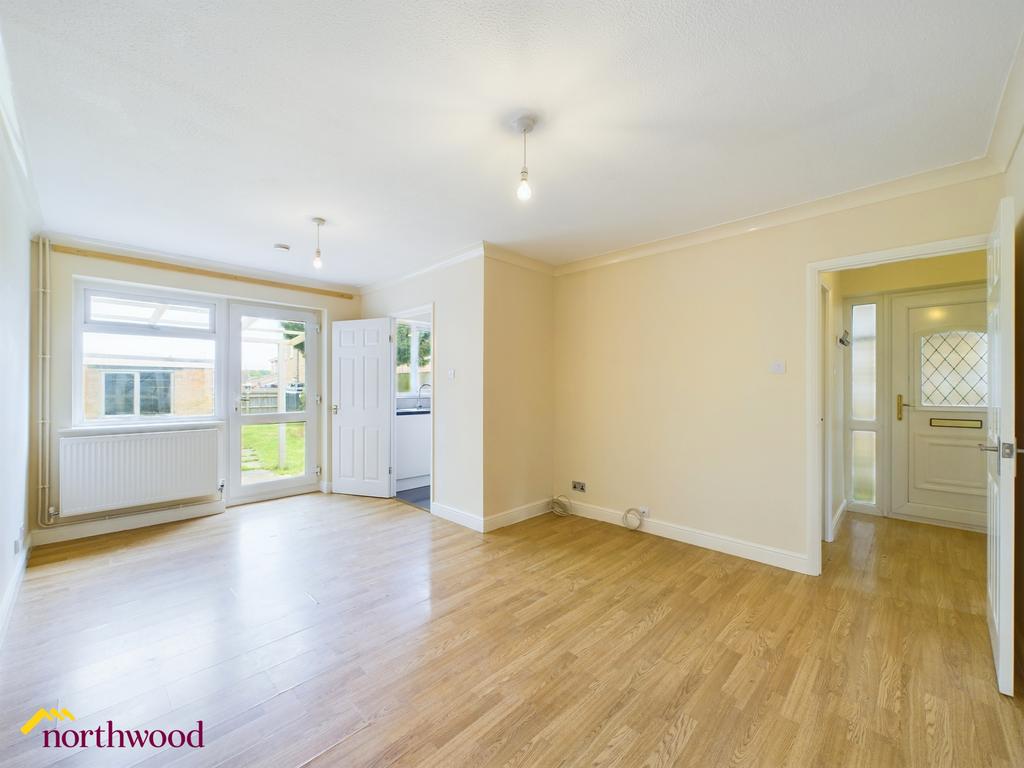 Rectory Road, Hook Norton OX15 2 bed bungalow £900 pcm (£208 pw)