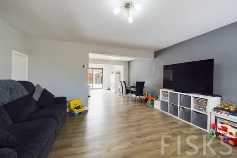 3 bedroom terraced house for sale, Meadow View Walk, Canvey Island, SS8