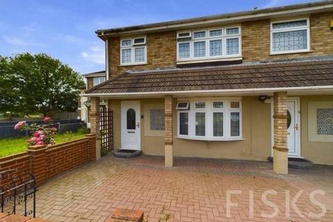 3 bedroom terraced house for sale, Meadow View Walk, Canvey Island, SS8