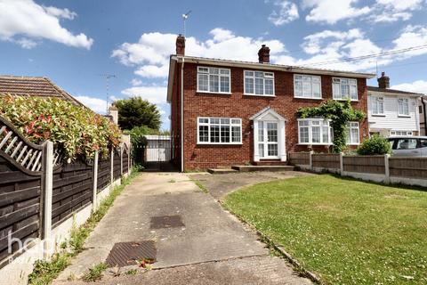 3 bedroom end of terrace house for sale, Victoria Avenue, Rayleigh