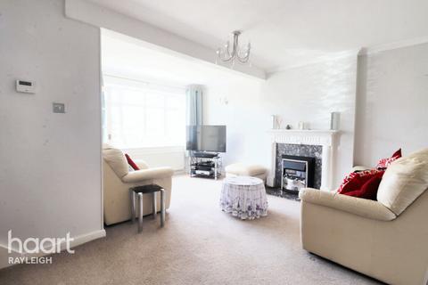 3 bedroom end of terrace house for sale, Victoria Avenue, Rayleigh