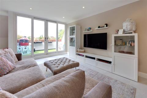 2 bedroom apartment for sale, Kingsgate Avenue, London, N3