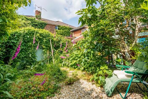 2 bedroom cottage for sale, Bardolph Road, Bungay