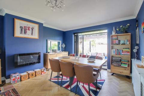 4 Warwick Drive, Wing, Leighton Buzzard, LU7 0PH